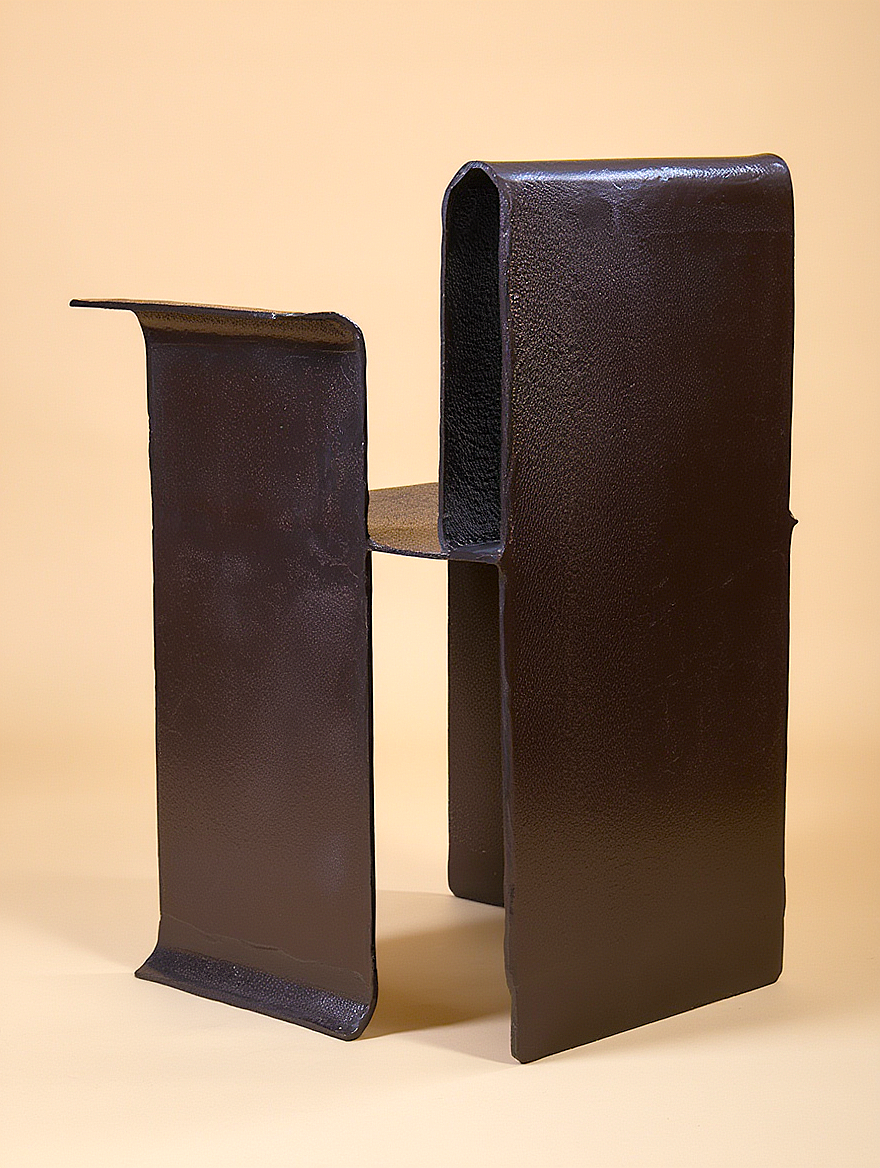 Arcwell Chair