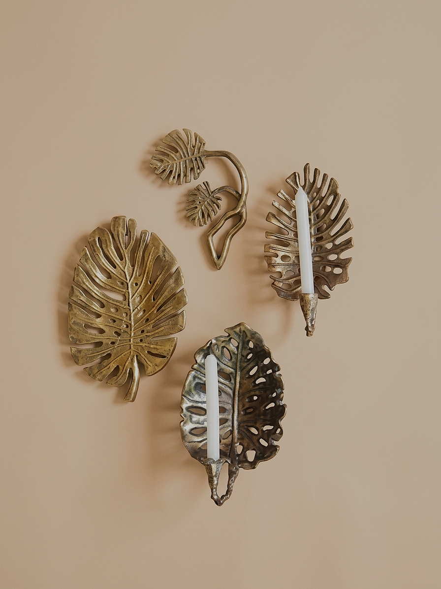 Fenestrate Leaf Set