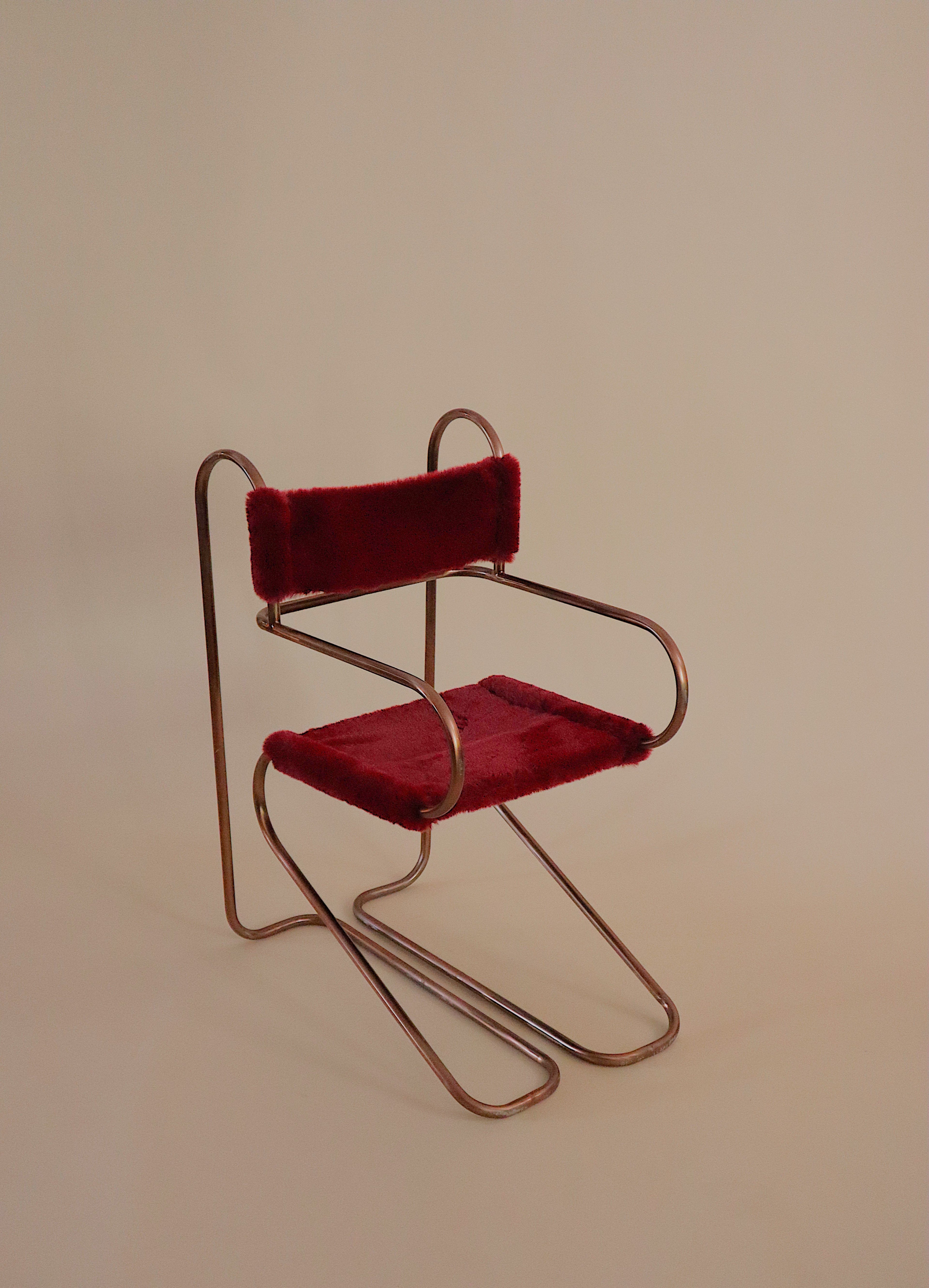Rouge Chair